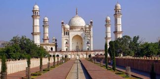 5 Reasons why you visit Auranagabad Bibi-ka-Muqabra